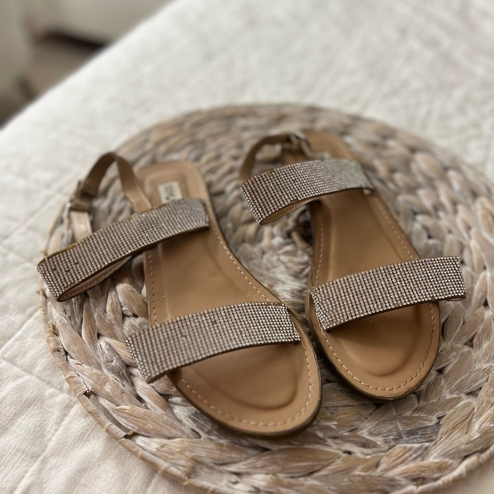 Steve madden rhinestone sandals
